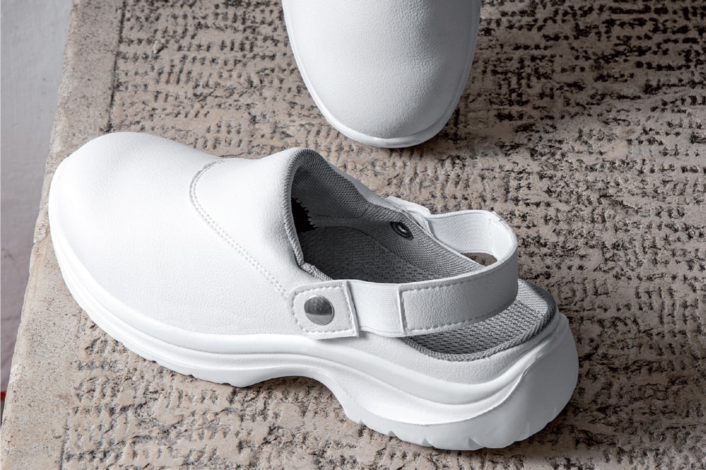 Professional kitchen clog shoes for chefs Professional kitchen clog shoes for chefs