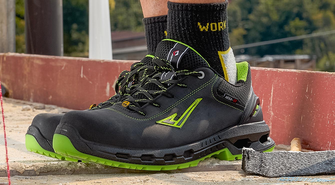 Low-cut S3S Hexa-G5 ESD safety sneaker