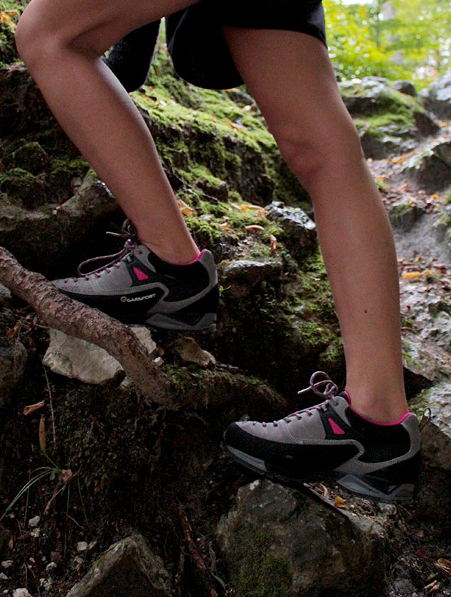 Scarponcino basso per trekking fast hiking impermeabile, leggero e traspirante